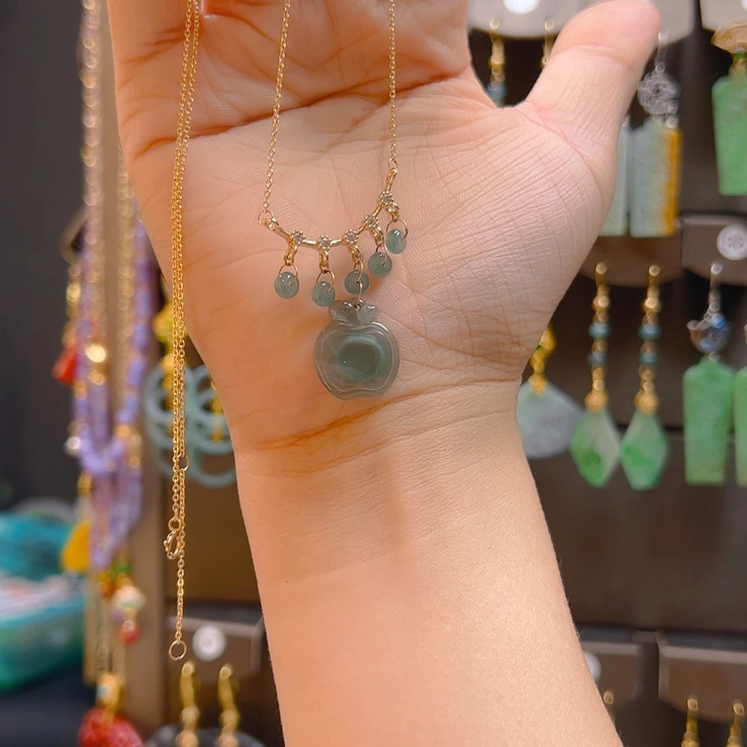 合金翡翠耳坠翡翠