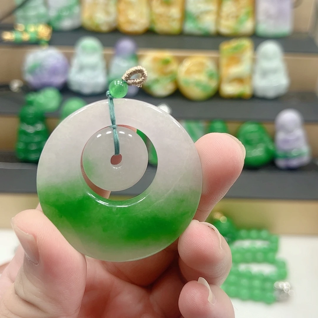 翡翠银S925镶嵌吊坠(赠链)