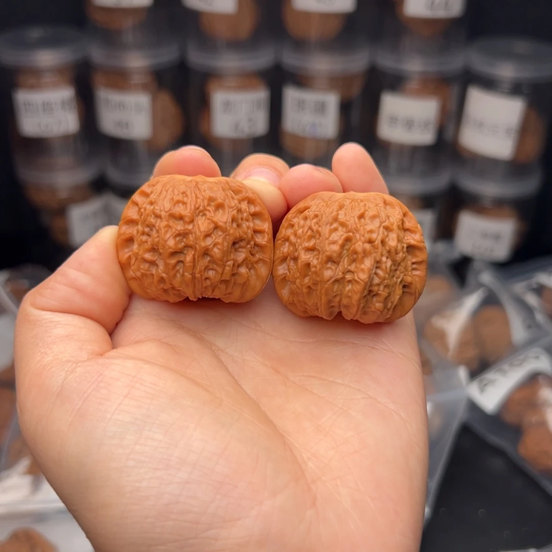 文玩核桃吊坠简**孩血麒麟