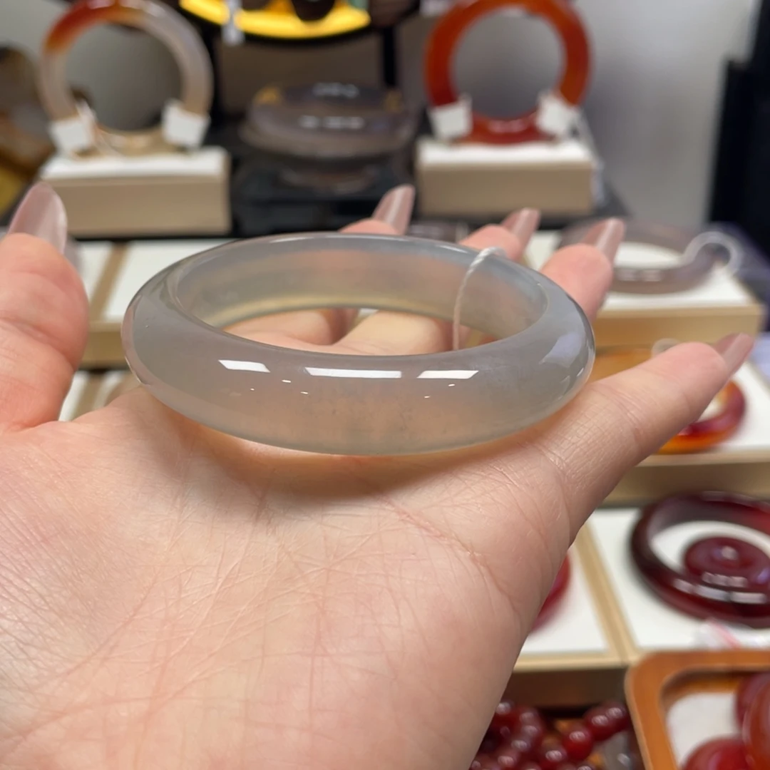 玛瑙/玉髓未镶嵌手镯