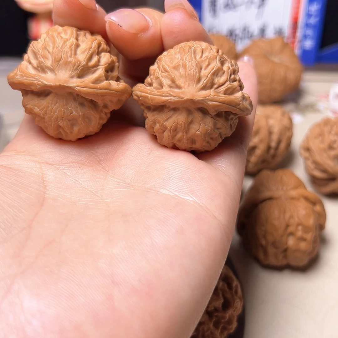 文玩核桃把件醒*。37宫灯
