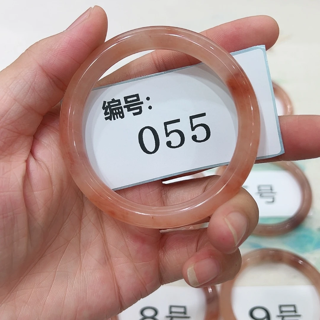 石英质玉手镯未镶嵌圈口57