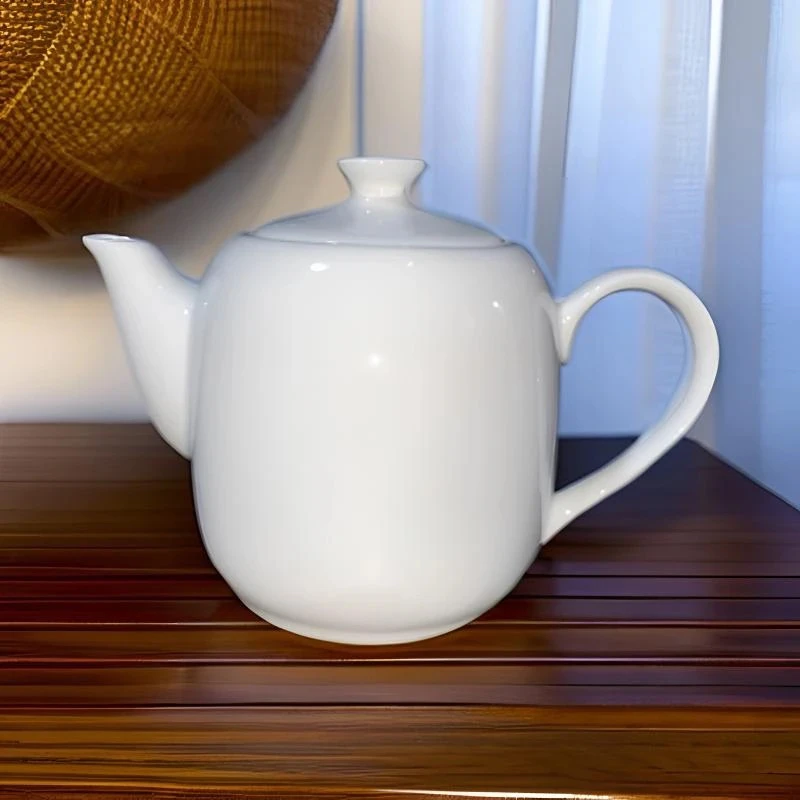 磁州窑高温强化瓷咖啡壶，单孔出水，器型经典，工艺精良。容量450cm