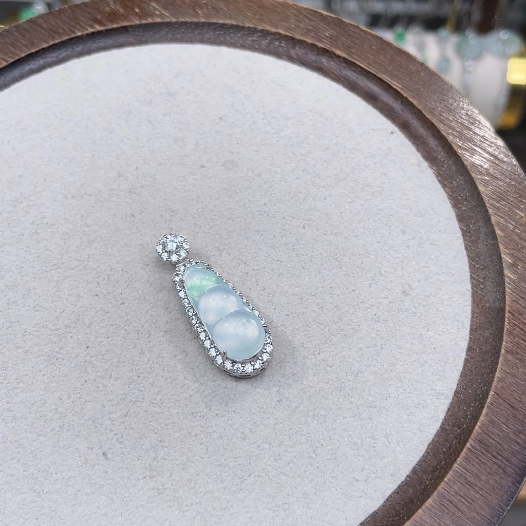 翡翠银S925镶嵌颈饰