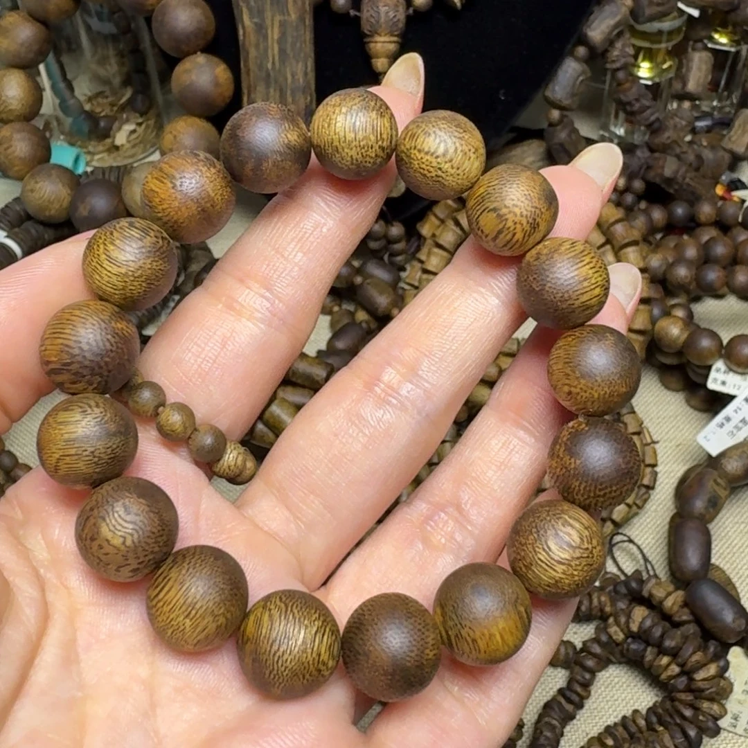 手串沉香透顶绿卡1.2-10克多样性发货一条