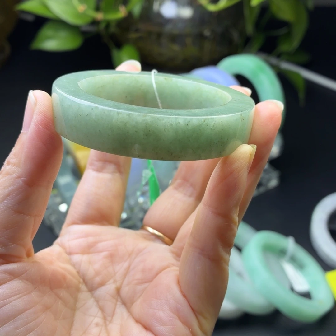 定制翡翠未镶嵌翡翠手镯翡翠手镯