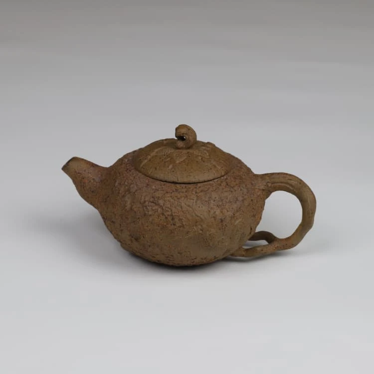 壶楼古居+薄胎供春壶+180CC+黄龙山原矿段泥+半手工制+神飚紫砂壶