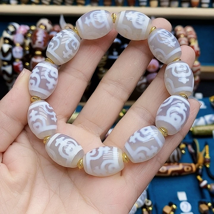 玛瑙/玉髓颈饰合金