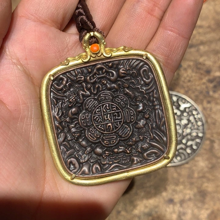 琉璃颈饰?****?喜欢的朋友