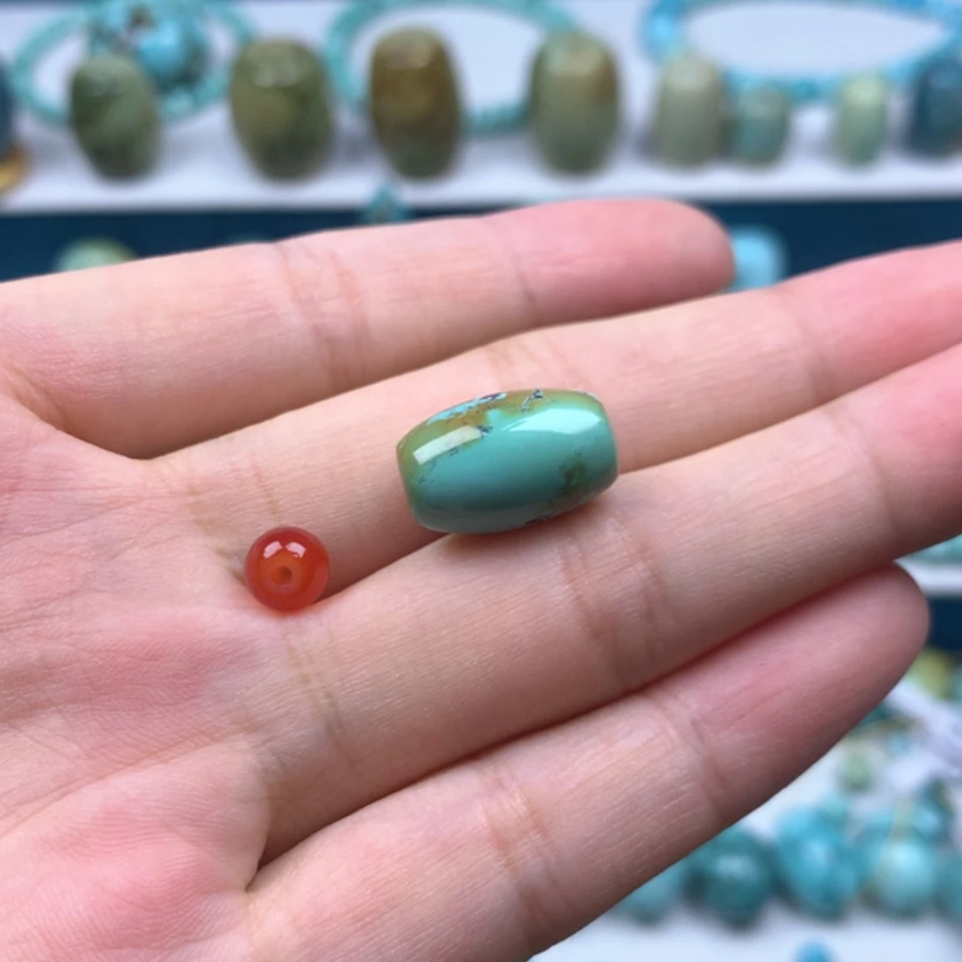 【闪购商品】南红玛瑙未镶嵌珠宝奇石坨***。