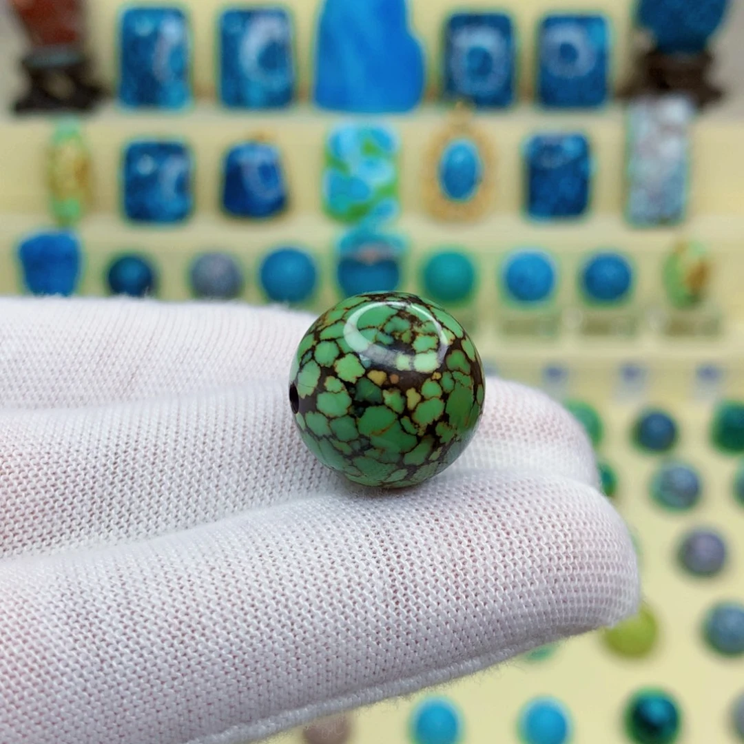 绿松石绿松石未镶嵌