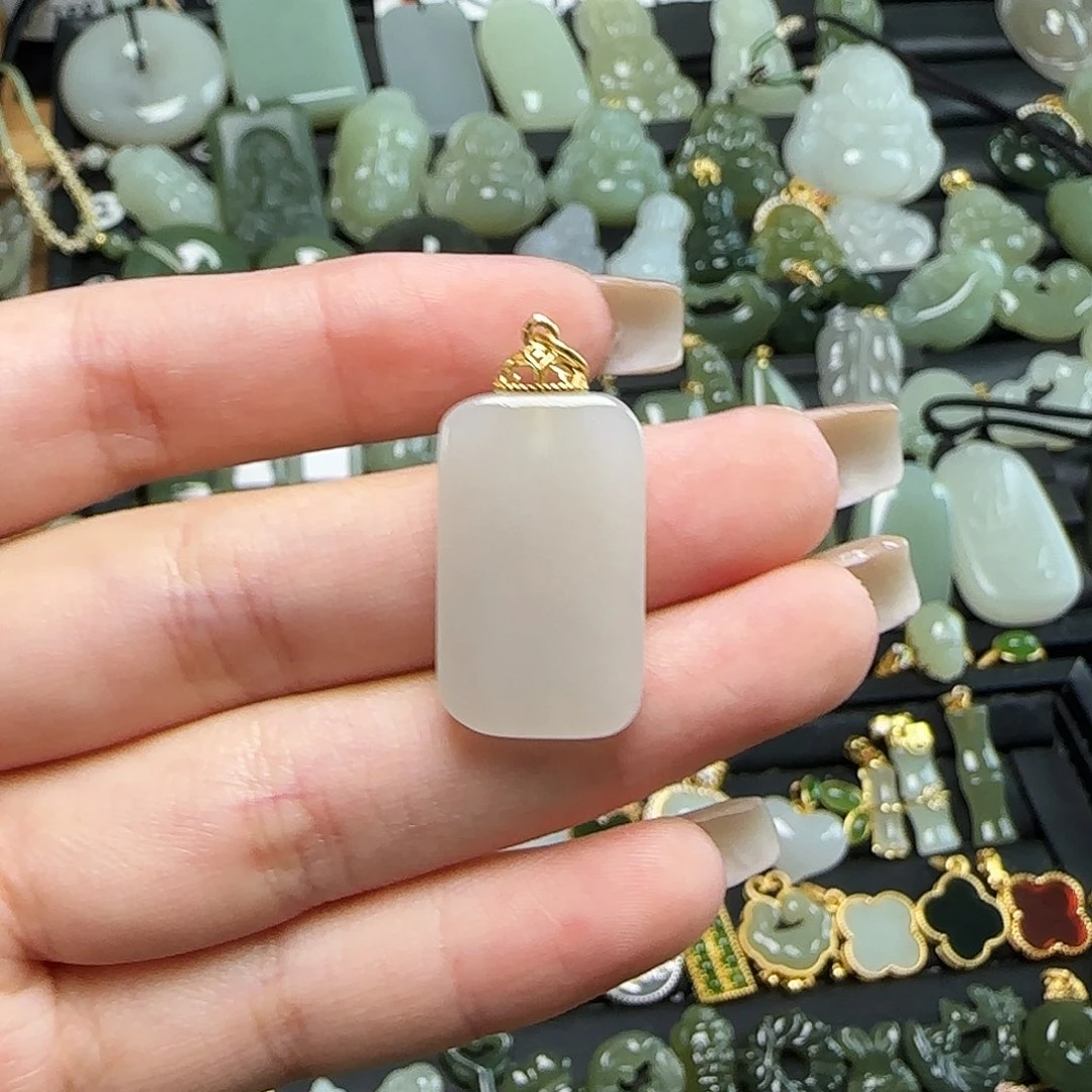 颈饰银S925镶嵌和田玉