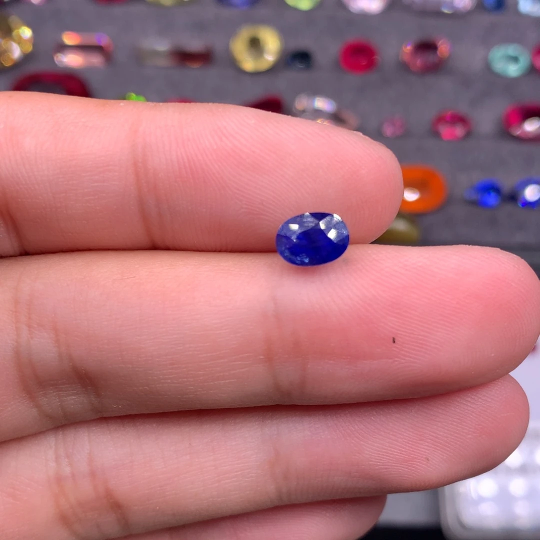 蓝宝石裸石未镶嵌1.4ct