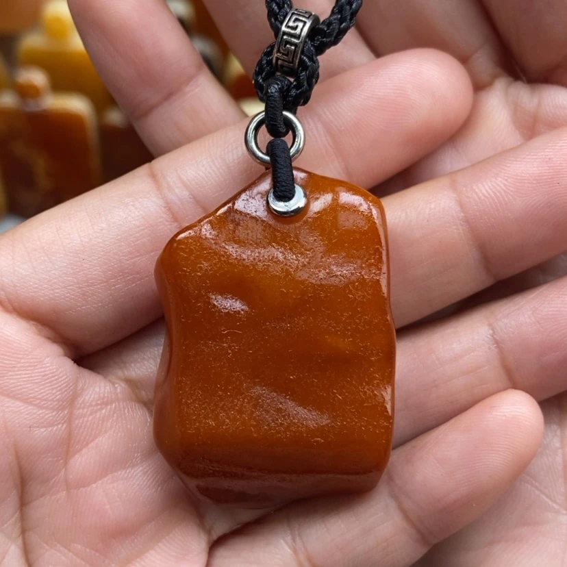 【闪购商品】琥珀颈饰未镶嵌