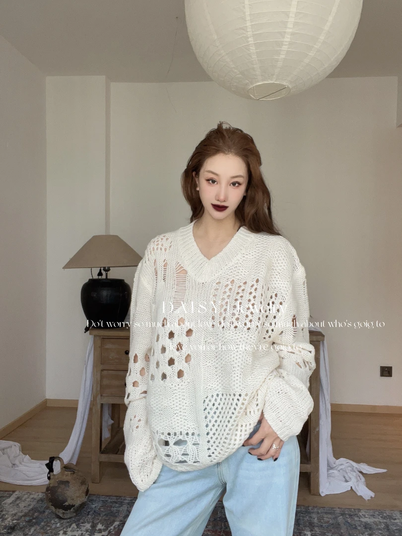 Daisy 韩系镂空针织上衣