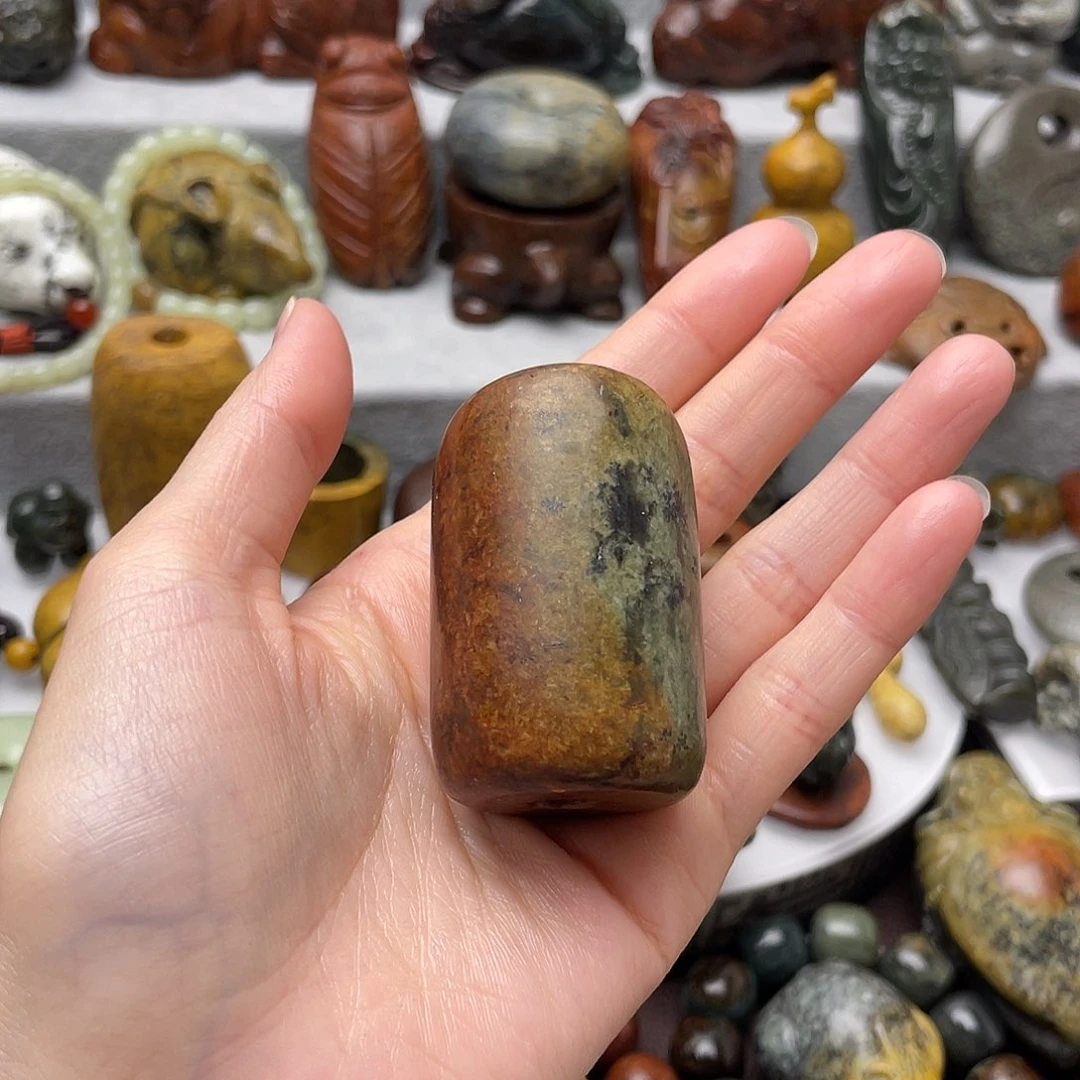 岫岩河磨玉（透闪石质玉）未镶嵌把件