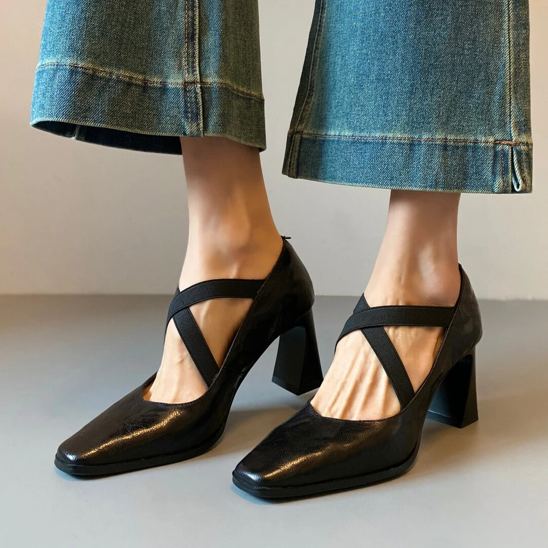 法式复古羊皮方头粗跟女鞋2025春秋新款交叉带玛丽珍鞋高跟鞋