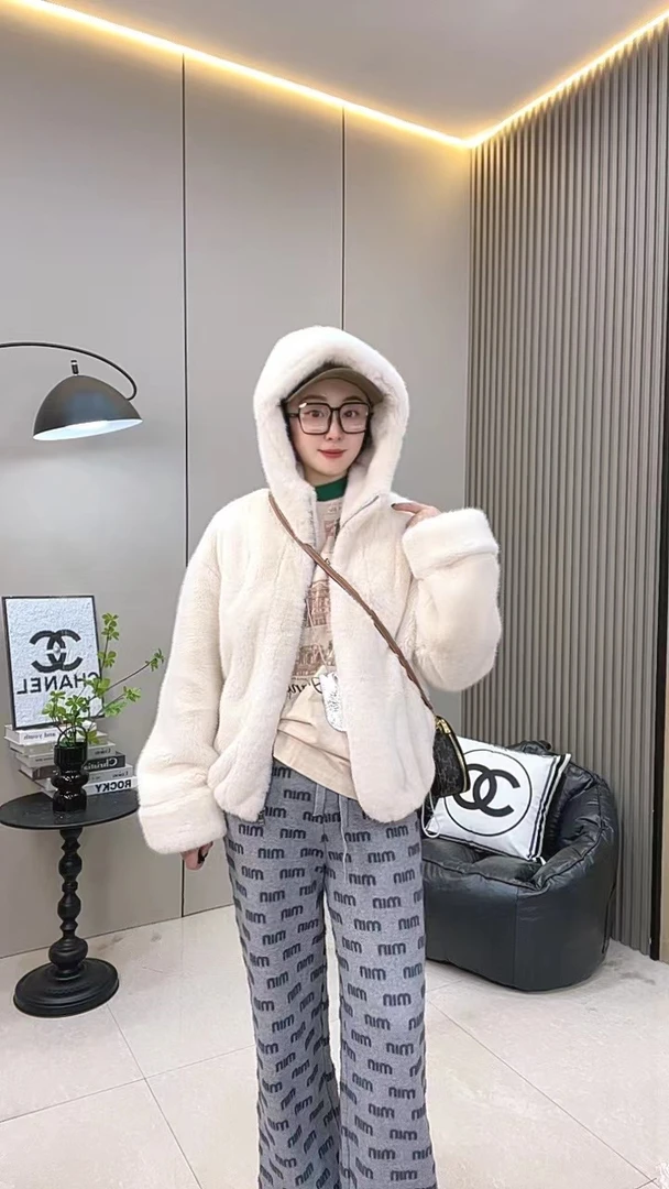 【CongCong】"心动旋律"拉链式海宁冬季风雪连帽设计师夹克外套8812