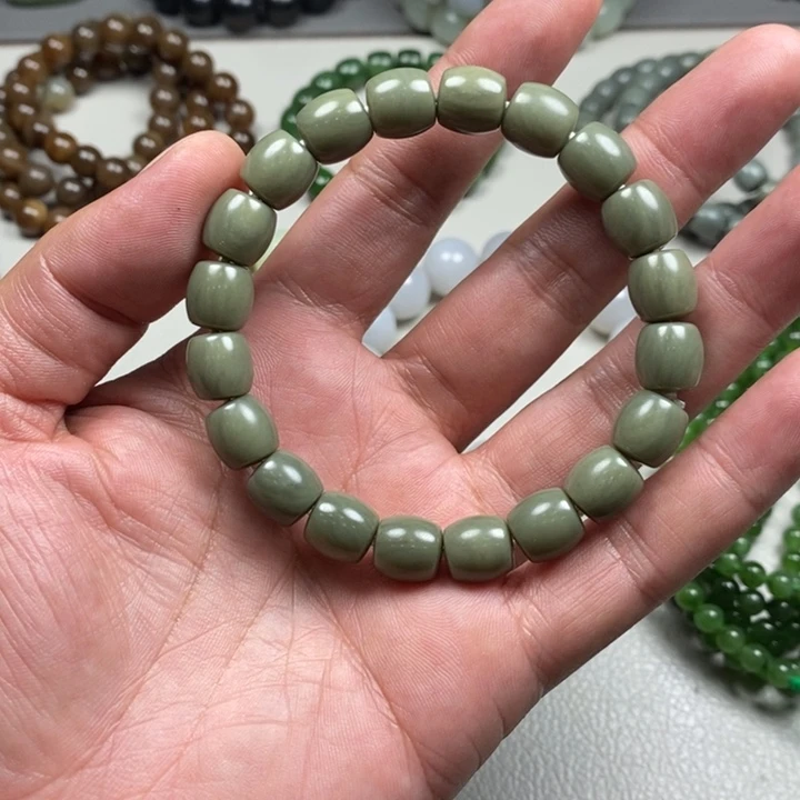 手链未镶嵌和田玉