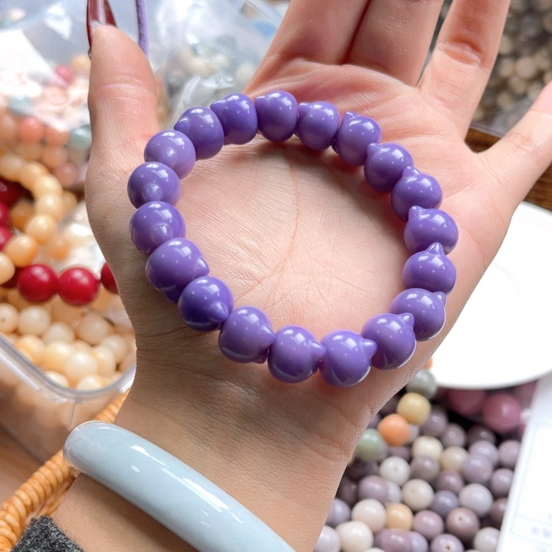 白玉菩提吊坠c13mm22颗。 干磨猫头