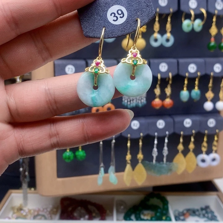 未镶嵌翡翠耳饰耳饰