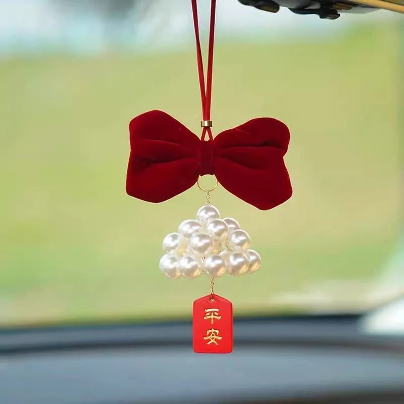 新款在逃公主车载挂件饰品汽车风铃车挂香薰吊坠平安铃铛挂件装饰