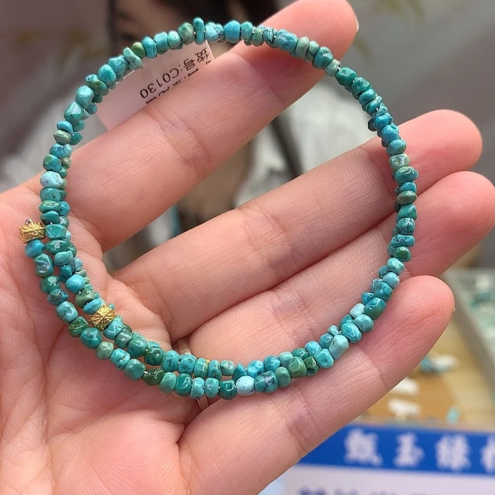 未镶嵌绿松石原矿