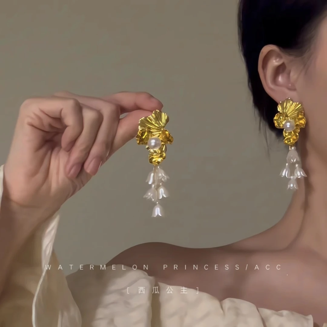 铜合金耳饰 花朵耳环女法式轻奢复古风高级感金色花朵耳饰377