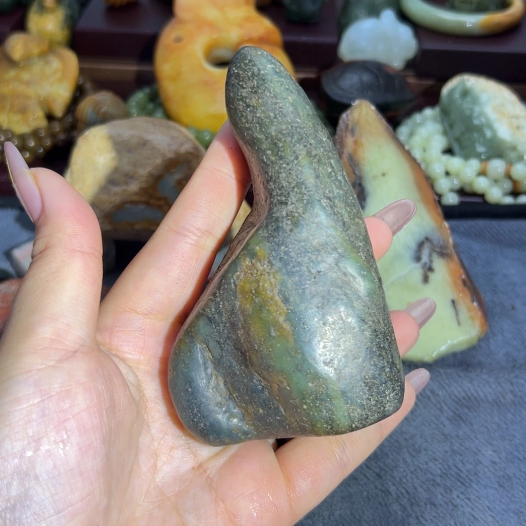 和田玉未镶嵌珠宝奇石