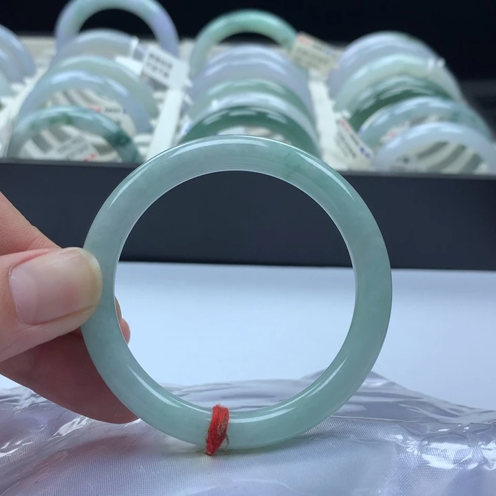 翡翠未镶嵌手镯52圈