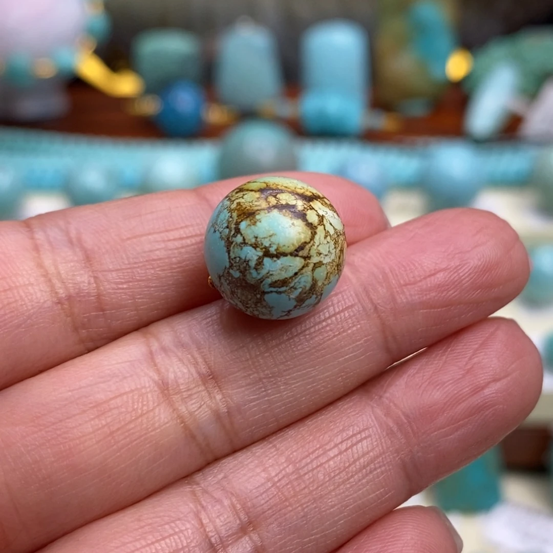 绿松石未镶嵌珠宝奇石13.4