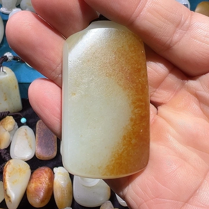 和田玉未镶嵌吊坠(不含链)