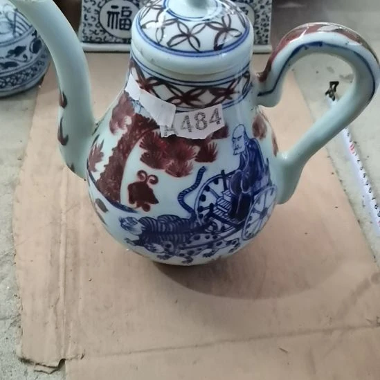 瓷片玩玩具枪毙吧热热的