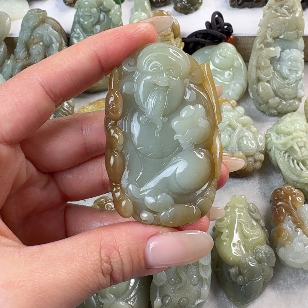 未镶嵌和田玉把件雄*