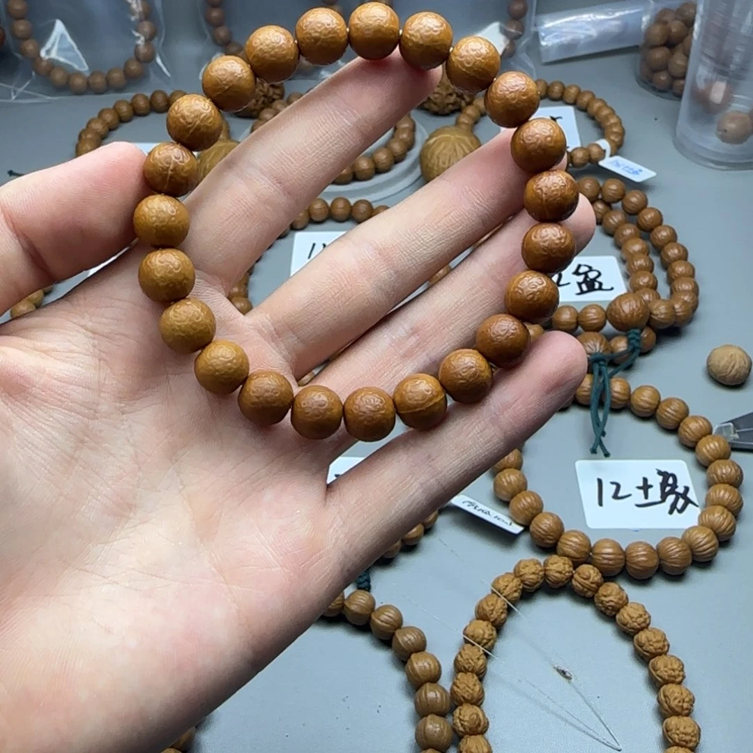 ***ㅤ猴头核桃吊坠纯手工雕刻