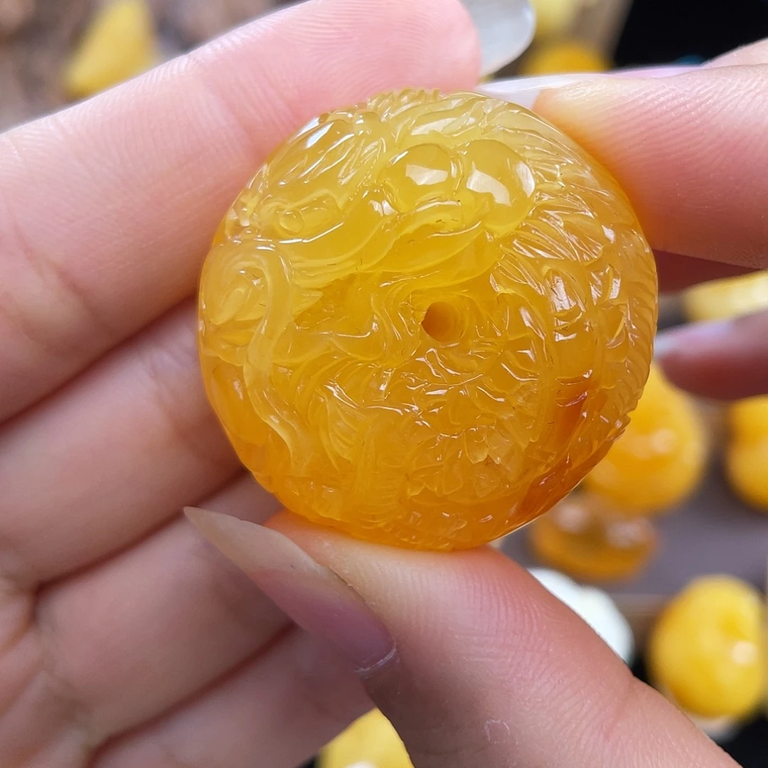 琥珀未镶嵌珠宝奇石