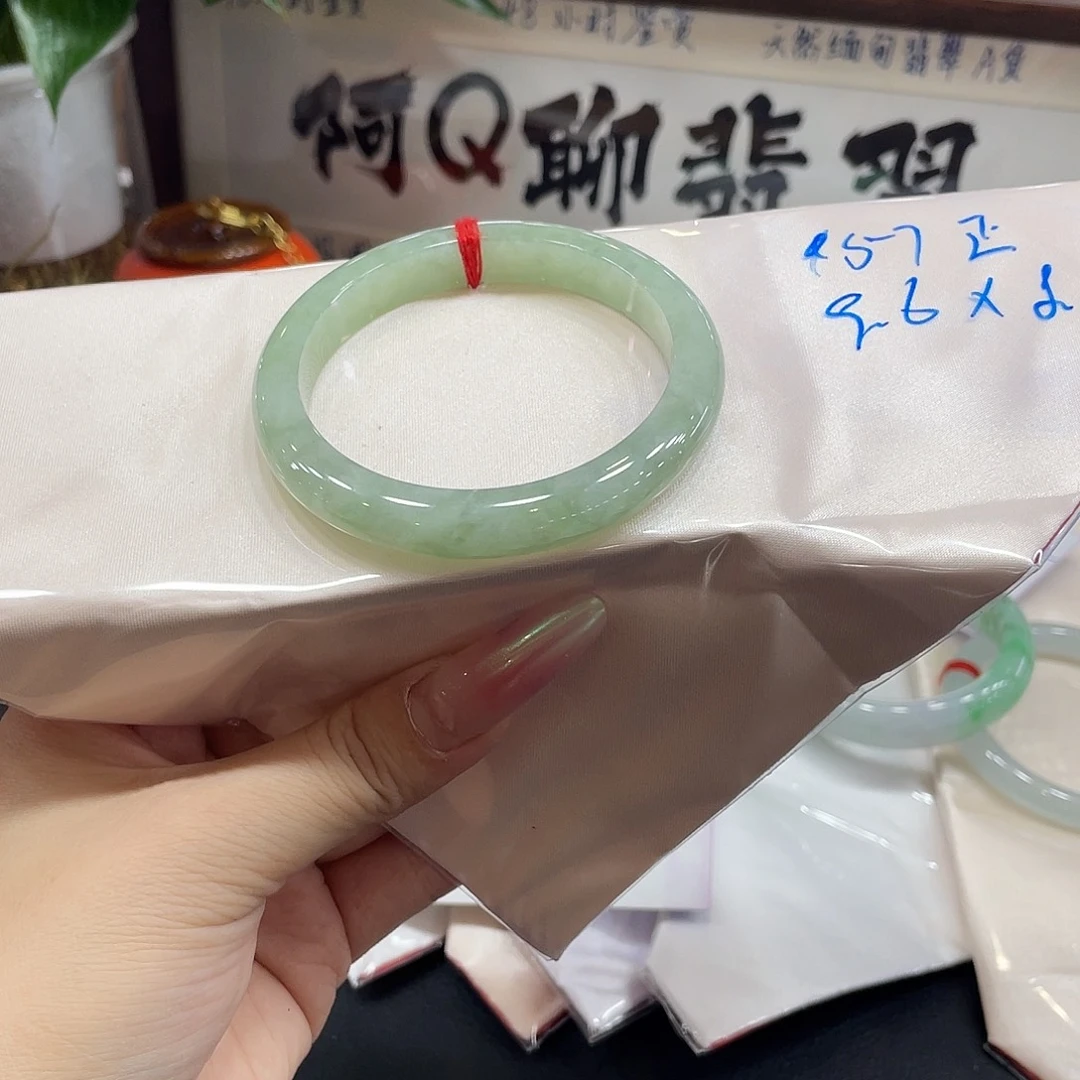 翡翠未镶嵌手镯天然缅甸A货翡翠手镯8