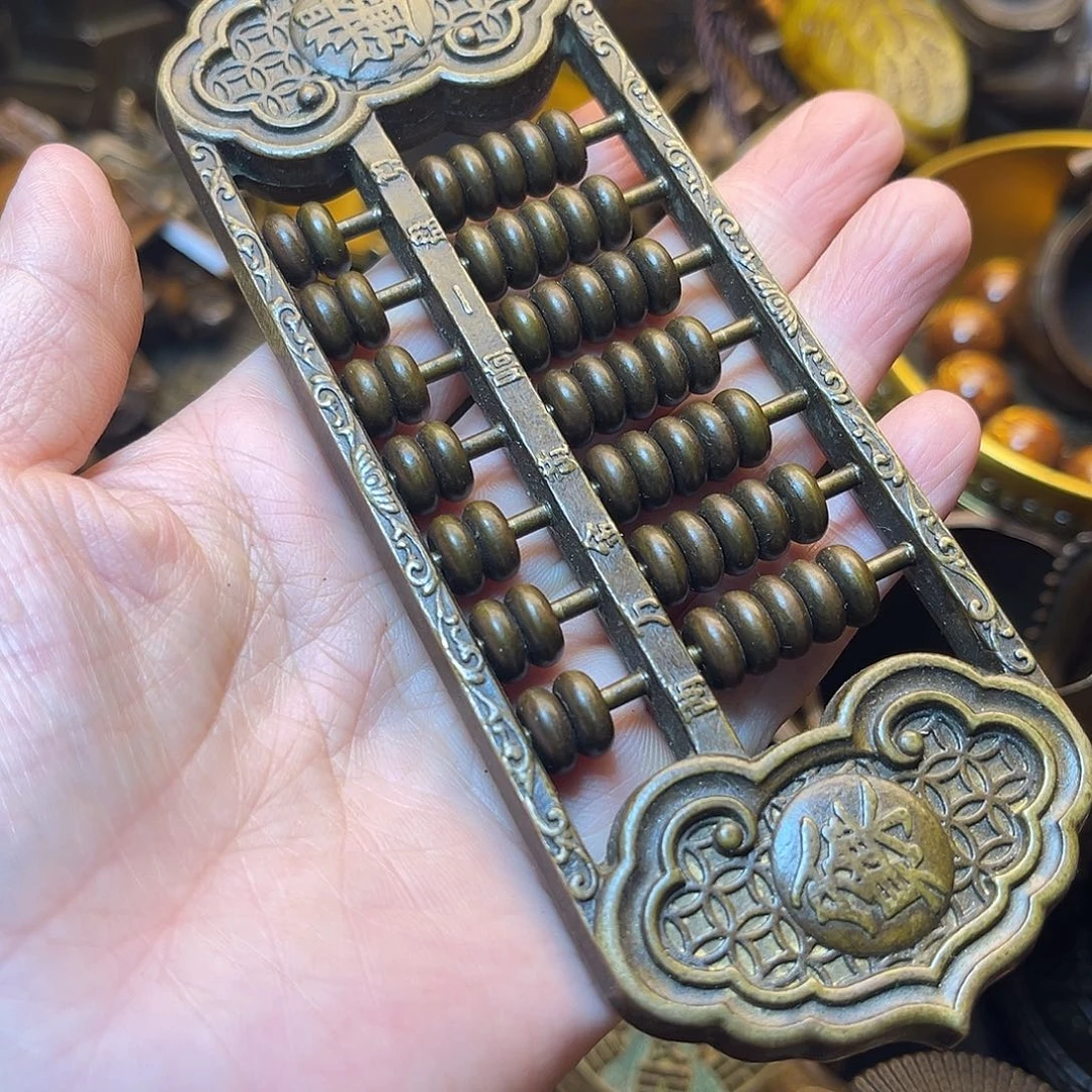 精美铜器工艺品等