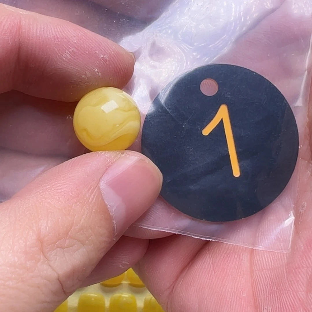 蜜蜡未镶嵌珠宝奇石梦*14.3mm