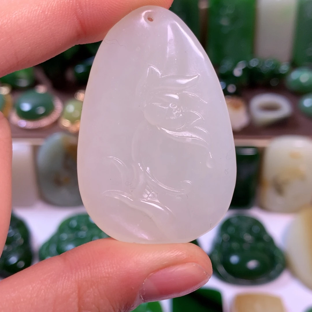 和田玉未镶嵌挂件