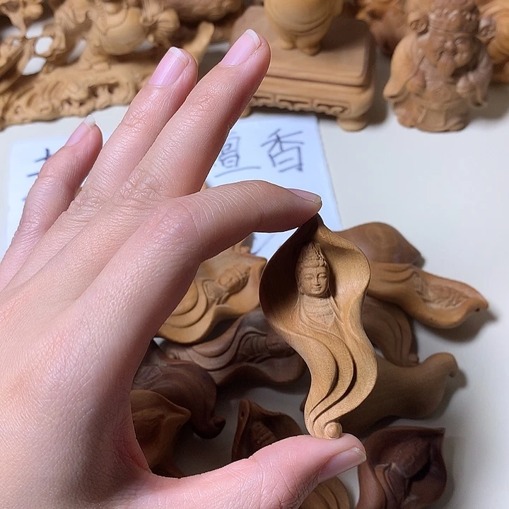 檀香木把件檀香一叶观姐姐