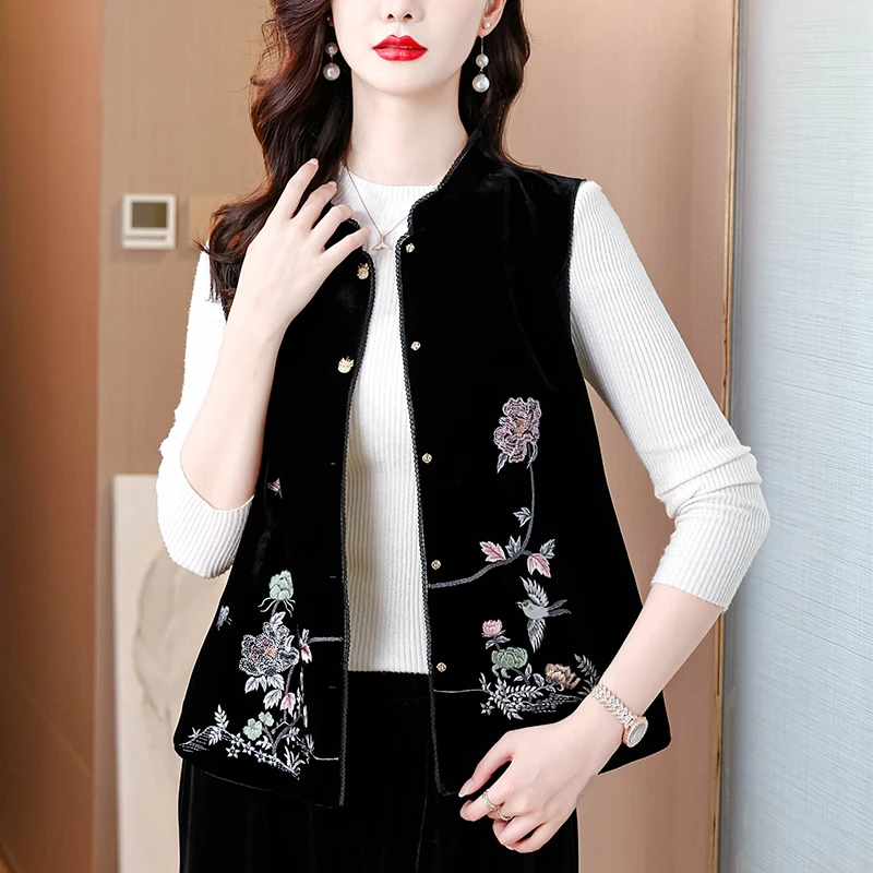 新中式国风金丝绒马甲坎肩高端刺绣大码改良唐装马夹背心女外搭秋