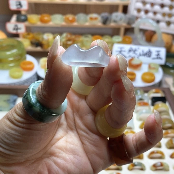 岫玉未镶嵌戒指岫玉精品猫猫头戒指内径 16 到 19