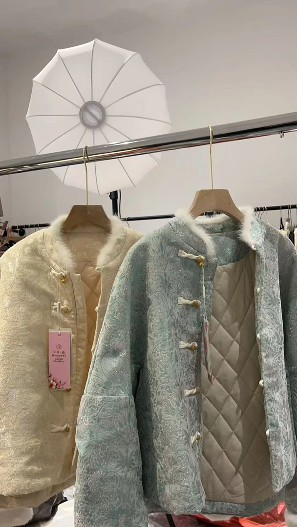 羽希推荐轻奢加棉外套007