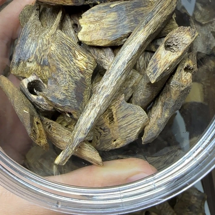 木山**长绿奇楠块料规格50克