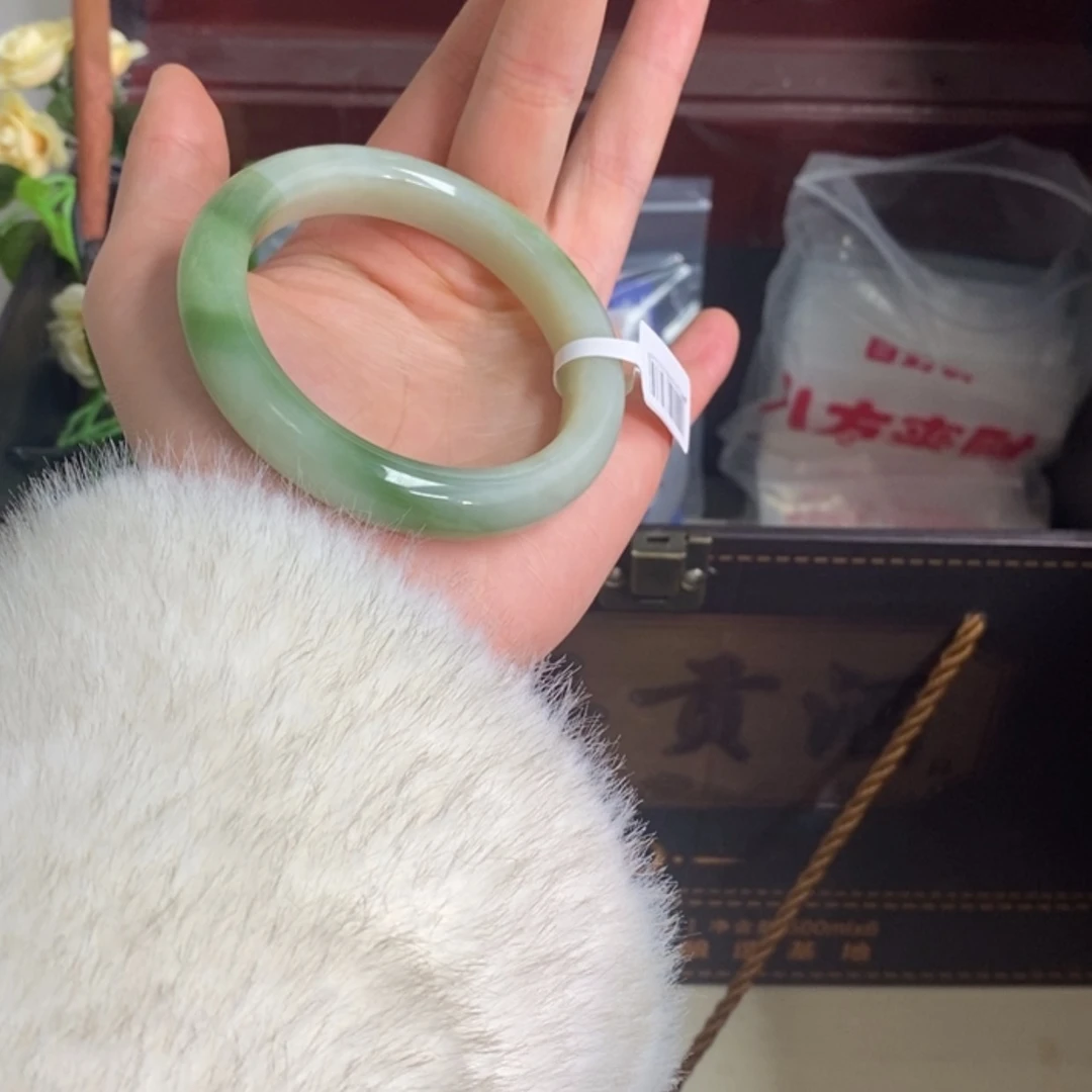 【闪购商品】和田玉手镯未镶嵌