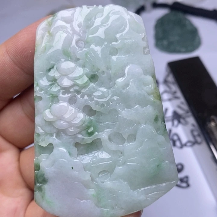 颈饰未镶嵌翡翠翡翠