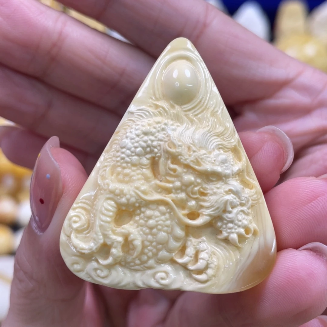 裸石蜜蜡未镶嵌琥珀蜜蜡雕刻件龙牌