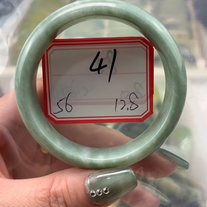 蛇纹石玉未镶嵌手镯Z****妍