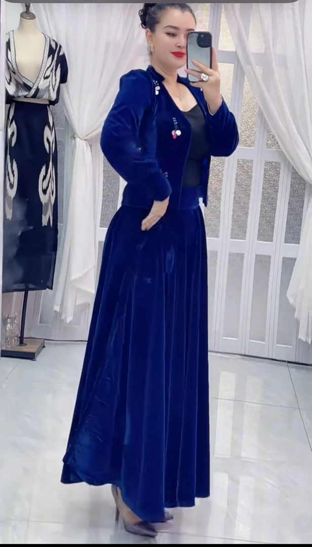 2025年最时髦的女士两件套 Mahmal Yopka Qapan